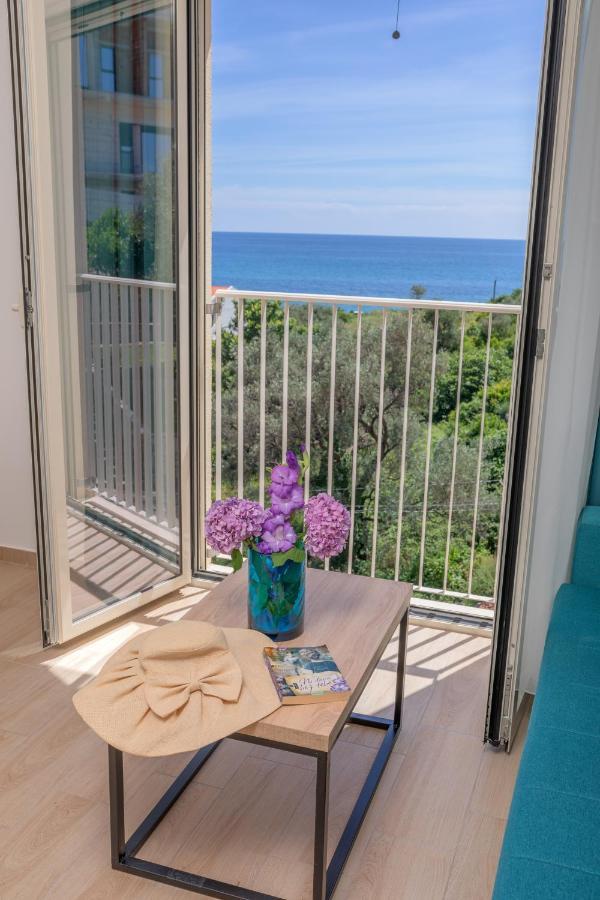 Apartments Bonazza Petrovac エクステリア 写真