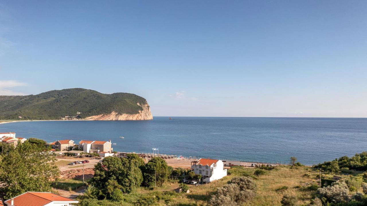 Apartments Bonazza Petrovac エクステリア 写真