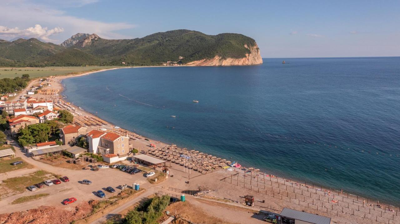 Apartments Bonazza Petrovac エクステリア 写真